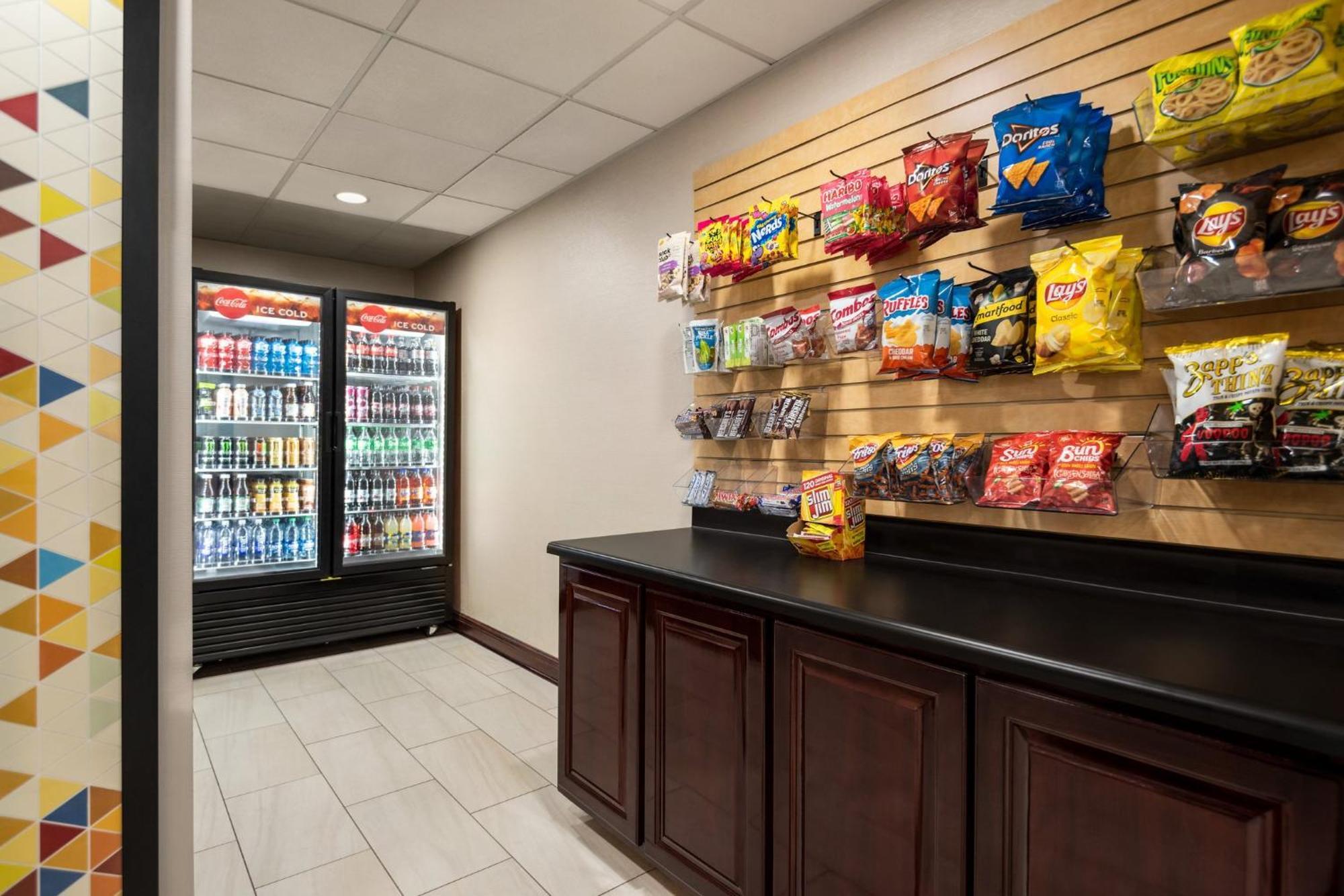 Holiday Inn Express & Suites Mobile West I-10 By Ihg Tillmans Corner Dış mekan fotoğraf