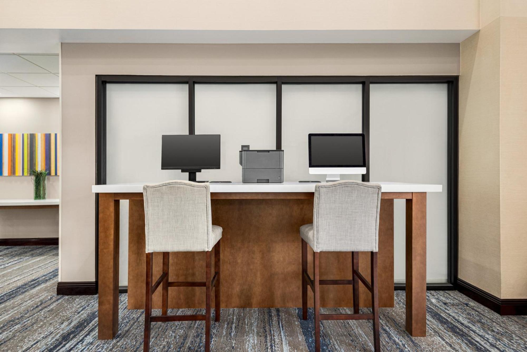 Holiday Inn Express & Suites Mobile West I-10 By Ihg Tillmans Corner Dış mekan fotoğraf