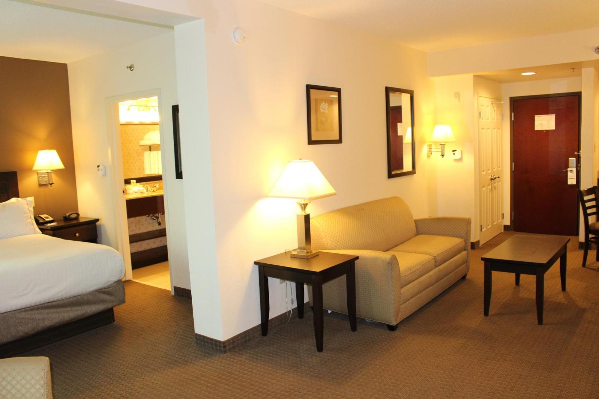 Holiday Inn Express & Suites Mobile West I-10 By Ihg Tillmans Corner Dış mekan fotoğraf
