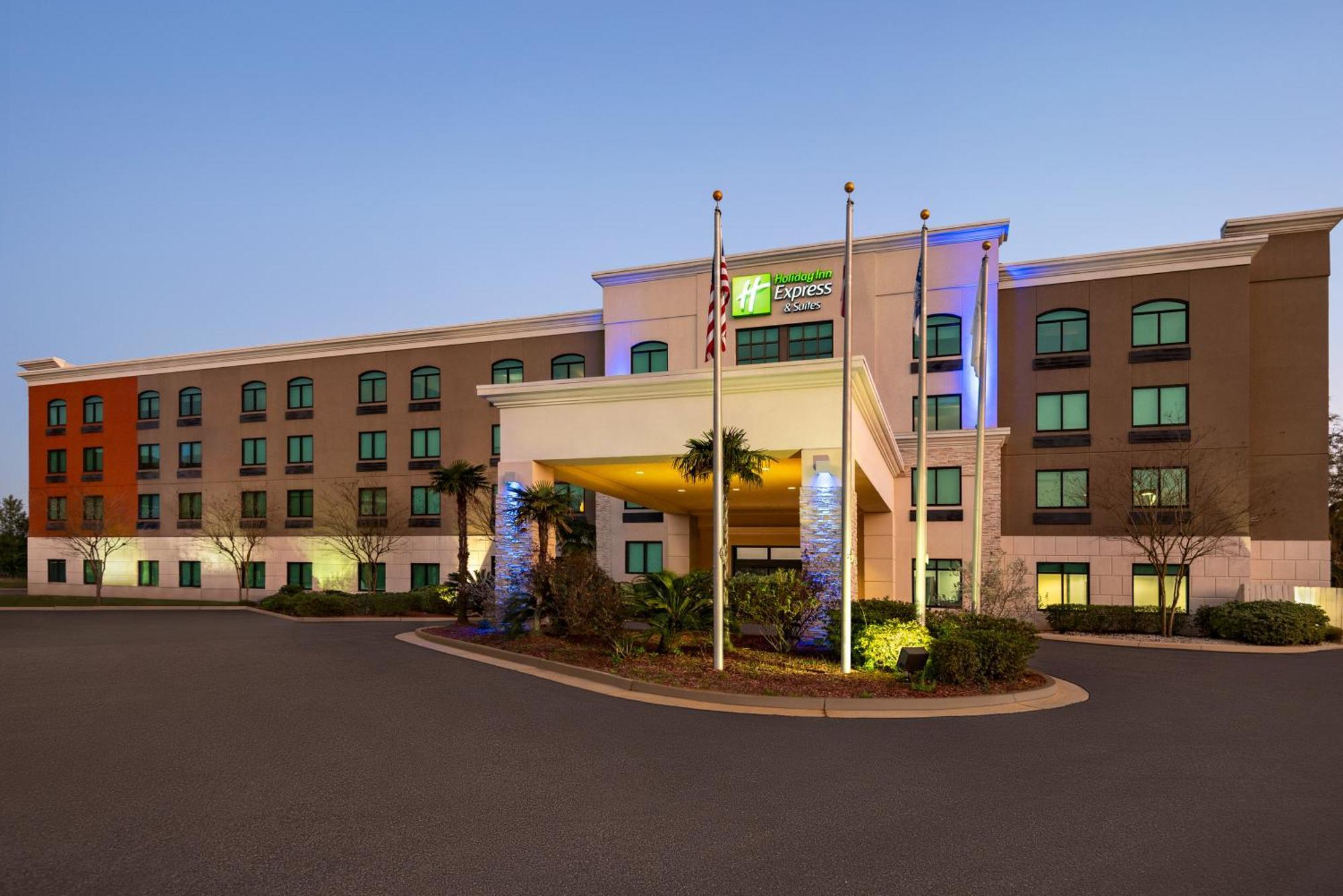 Holiday Inn Express & Suites Mobile West I-10, An Ihg Hotel Tillmans Corner Dış mekan fotoğraf