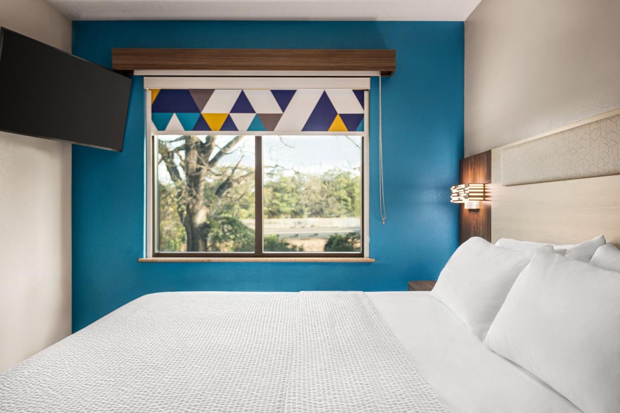 Holiday Inn Express & Suites Mobile West I-10 By Ihg Tillmans Corner Dış mekan fotoğraf